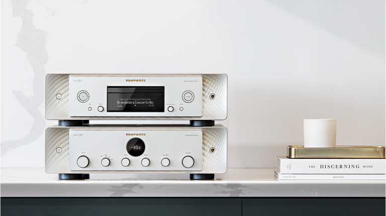 Marantz Receiver and CD player Marantz Receiver and CD player